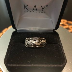 Black diamond and white diamond ring